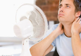 Estrés térmico en la oficina, problemas por una mala climatización laboral